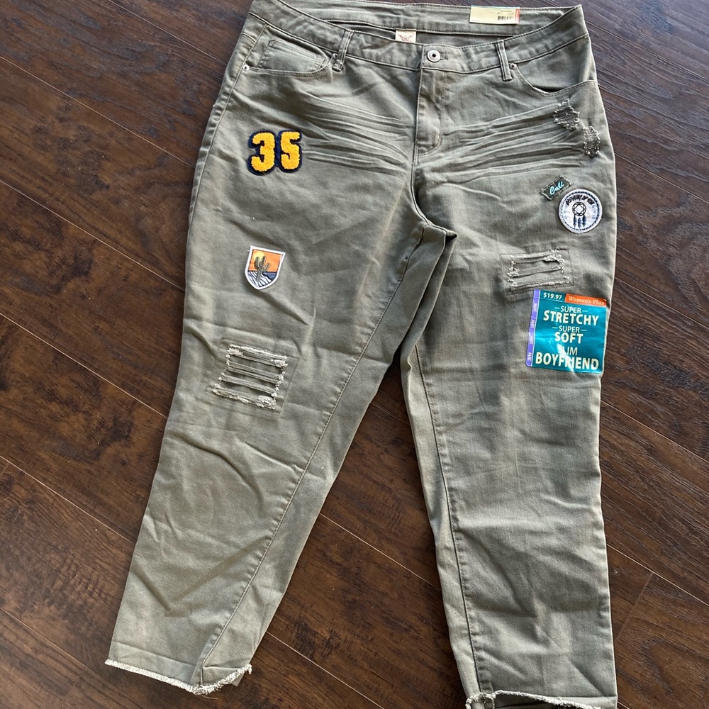 Brand new olive green jeans 20W patches NWT #p1